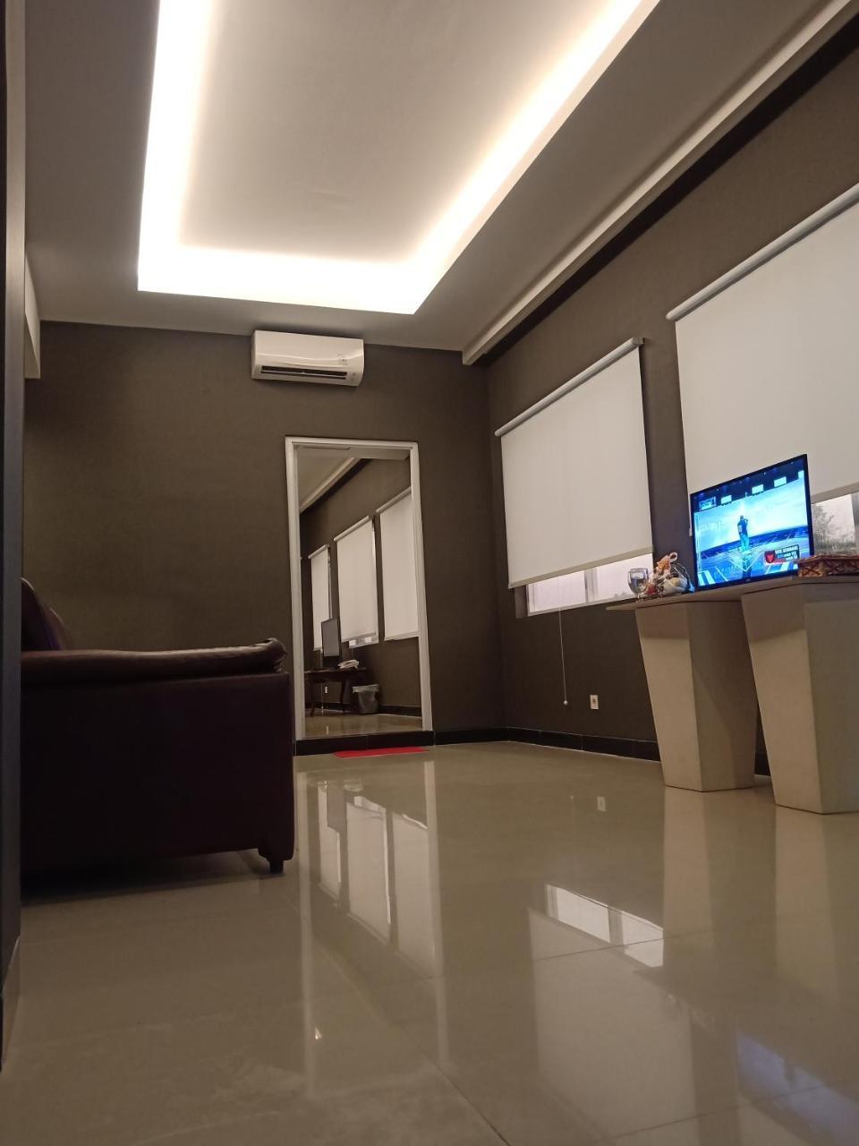 Hotel Matahari Yogyakarta Exterior photo