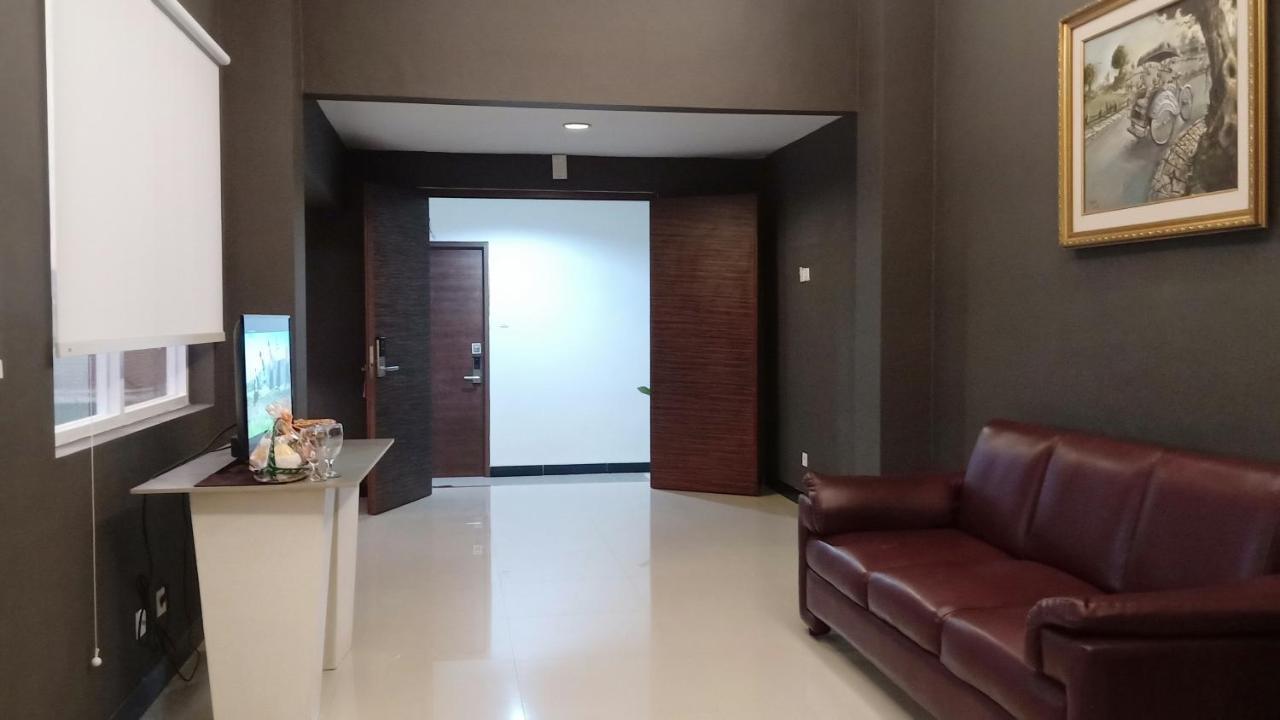 Hotel Matahari Yogyakarta Exterior photo